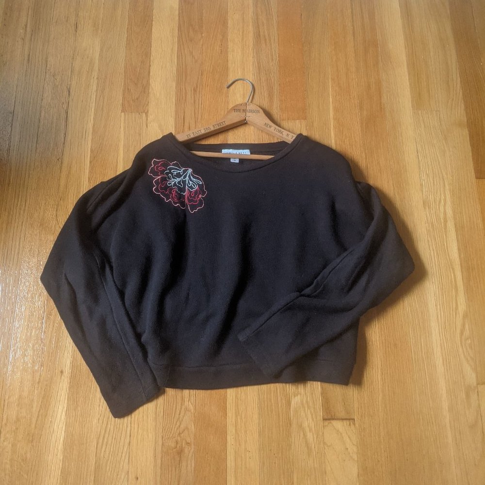 Amour Vert | Floral Embroidered Black Long Sleeve Sweatshirt Size XS